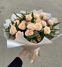Букет Кремовые розы Латте в Клишева