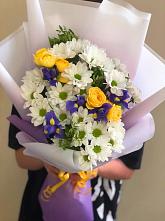 Букет цветов из:  Ирисы, Хризантемы и Розы #REPLACE_PRED# Клишева